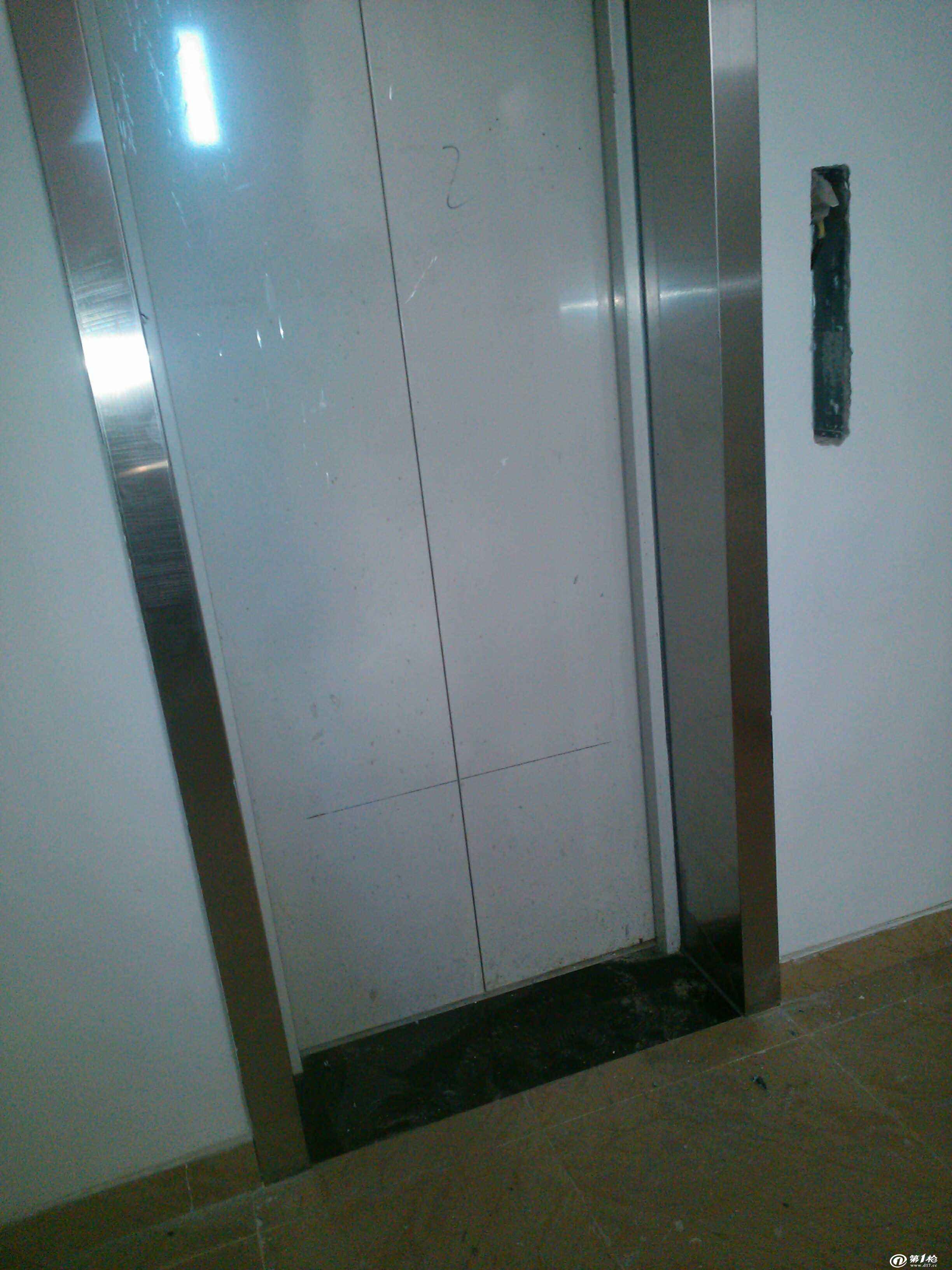 不锈钢门套定做星级酒店304不锈钢金属门框门套包边电梯门套
